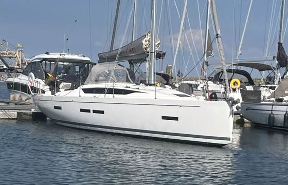 Salona 380 Smiles