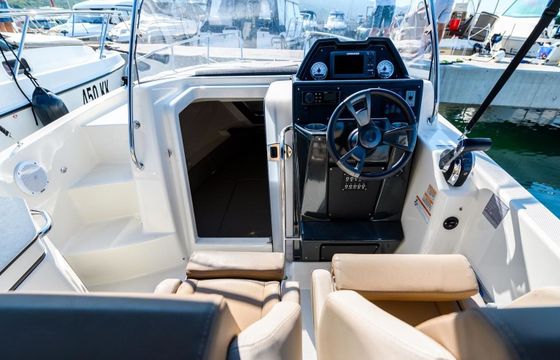 Quicksilver 755 Sun Deck 22