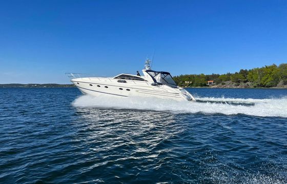 Princess V52 Wait and Sea