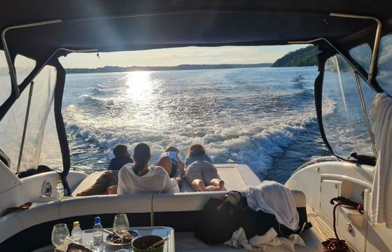 Princess V52 Wait and Sea