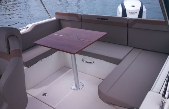 Quicksilver 755 Sundeck
