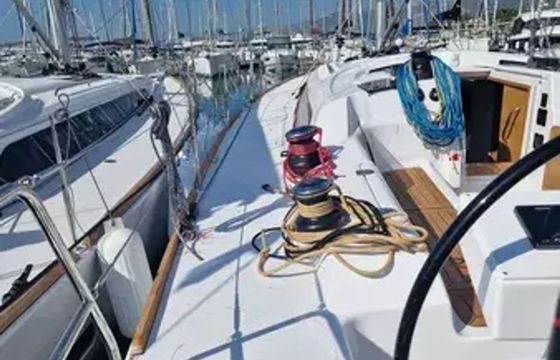 Salona 46 Iris