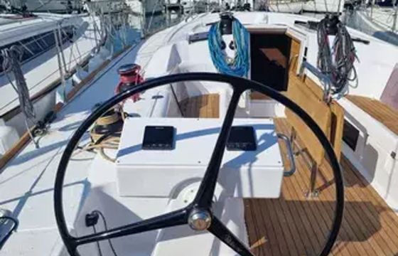 Salona 46 Iris