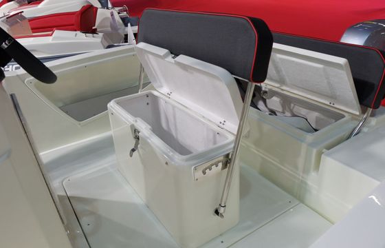 Prua al Vento Jaguar 5.7 Liguria
