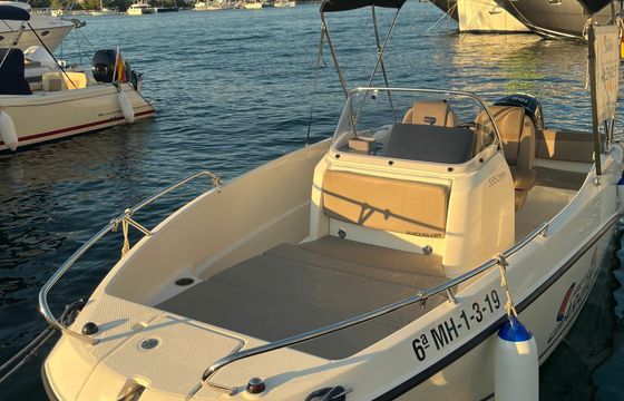 Quicksilver 555 Open Urimau