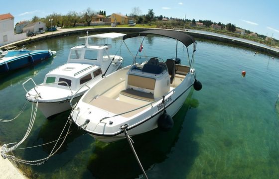 Quicksilver 555 Open Wave