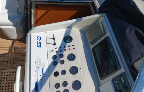 Rizzardi 53 Princess Blue