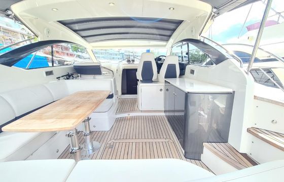 Princess V39 Sundance