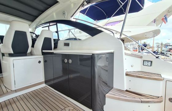 Princess V39 Sundance