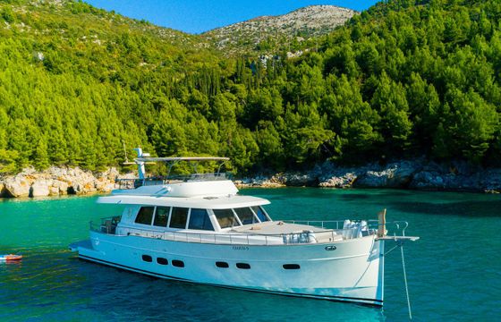 Sasga Yachts Menorquin 68 FB Cloud 9