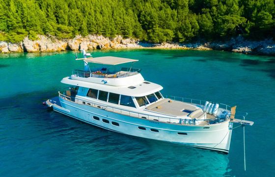 Sasga Yachts Menorquin 68 FB Cloud 9