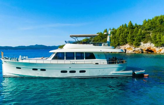 Sasga Yachts Menorquin 68 FB Cloud 9