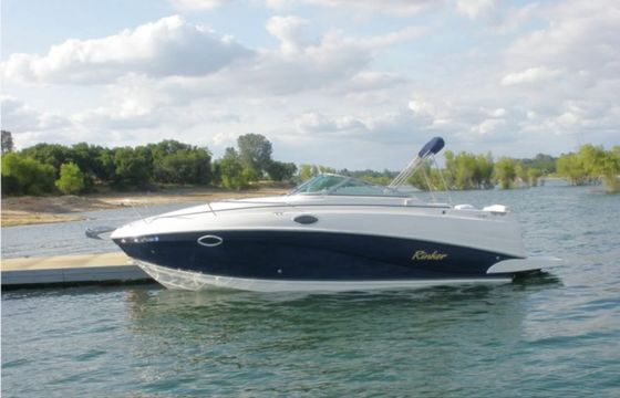 Rinker Fiesta Vee 310 Kambemba