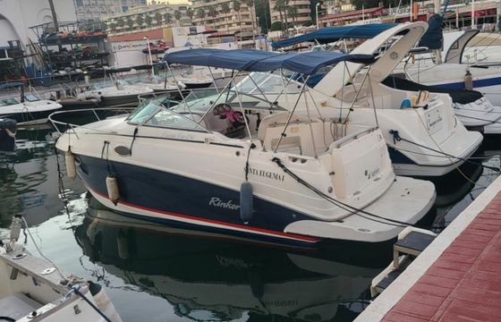 Rinker Fiesta Vee 310 Kambemba