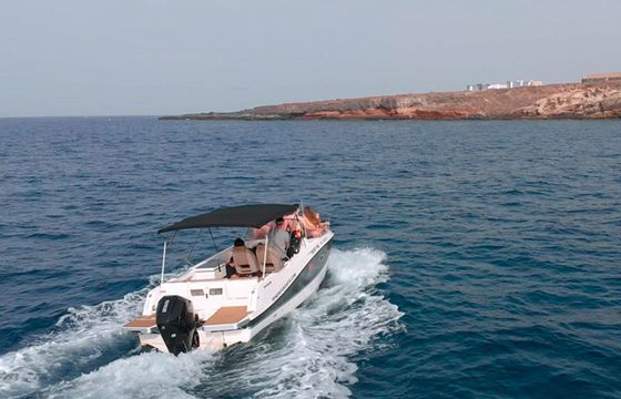Quicksilver 755 Sun Deck Moni Boat