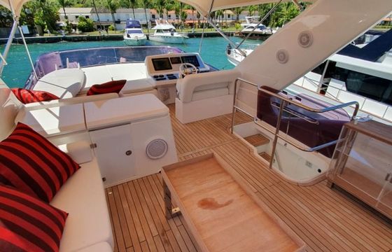 Schaefer Yachts 620 Pininfarina Ella 2