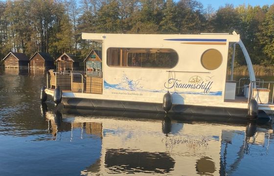 Rollyboot 8.2 Traumschiff