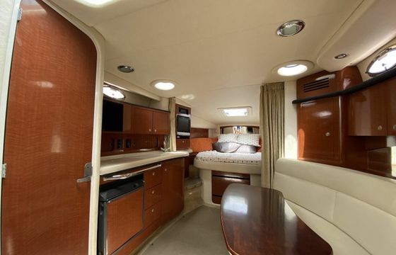 Sea Ray 355 JM10