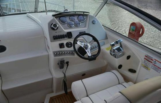 Sea Ray 305 Sundancer Fourbuoys