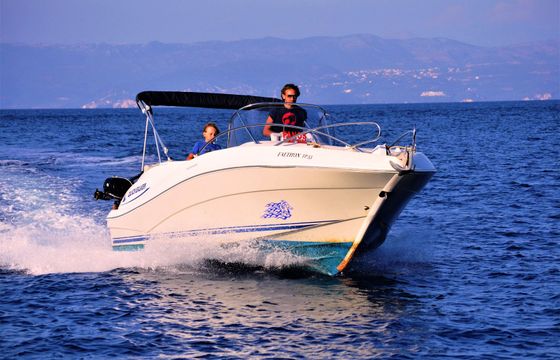Quicksilver 635 Faethon