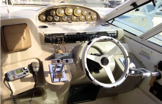 Sea Ray 425 Champagne Girl