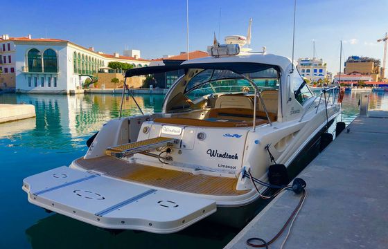 Sea Ray 425 Windtech