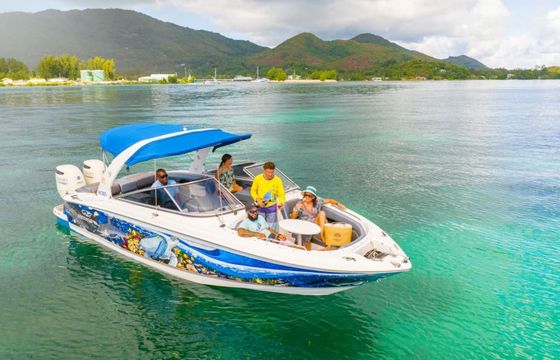 Regal 2700 Princess Sandra