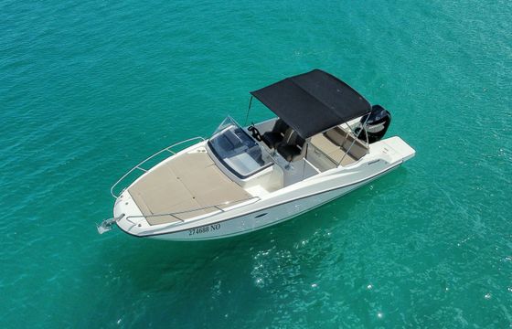 Quicksilver 675 Activ Sundeck