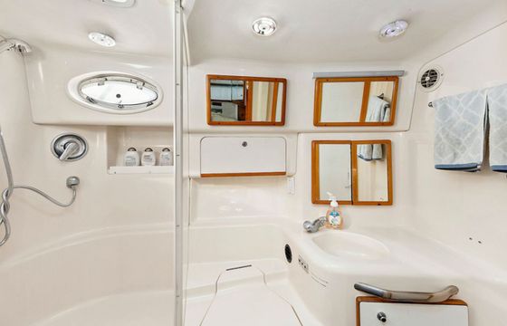 Sea Ray 450 Miss Jen 2