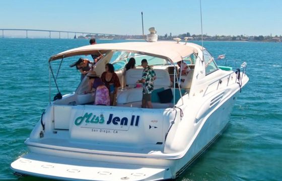 Sea Ray 450 Miss Jen 2