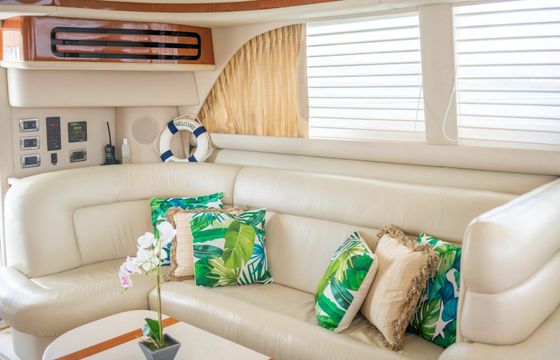 Sea Ray 480 Sedan Empress Kool Runnings