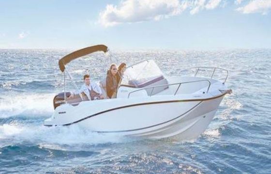 Quicksilver 675 Active Open