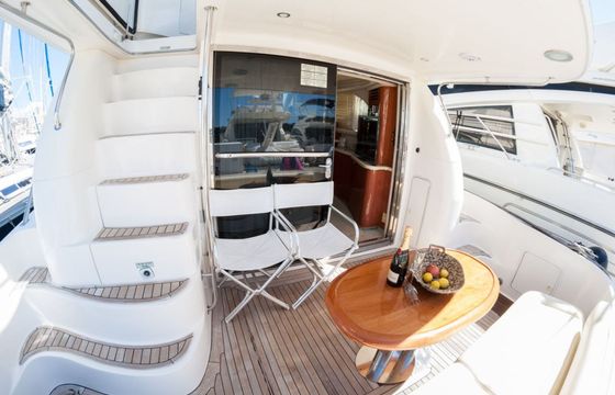 Sea Ray 52 Voyager