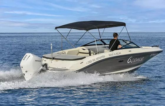 Sea Ray SPX 210 22