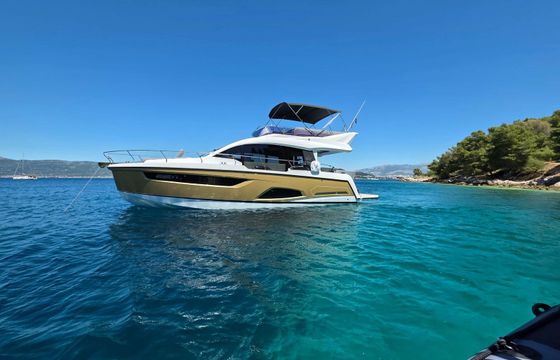 Sealine F430 Tireless Too