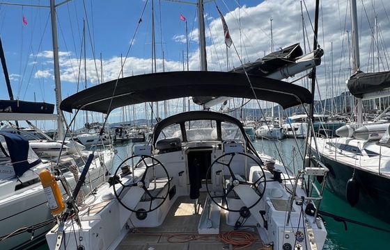 Salona 44 Calanthe