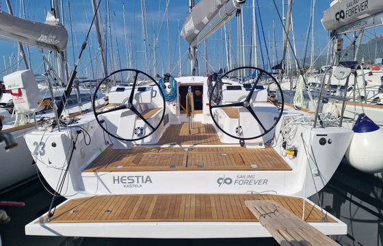 Salona 46 Hestia
