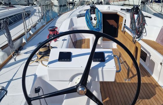 Salona 46 Hestia