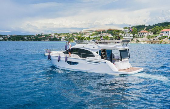 Sessa Fly 47 Stardust