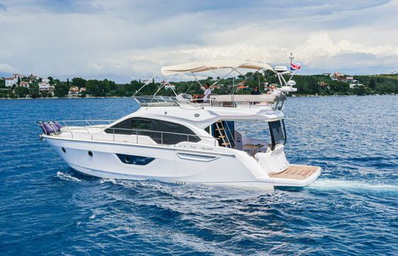 Sessa Fly 47 Stardust