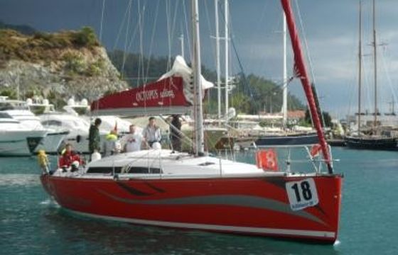 Salona 41 Red Scorpion