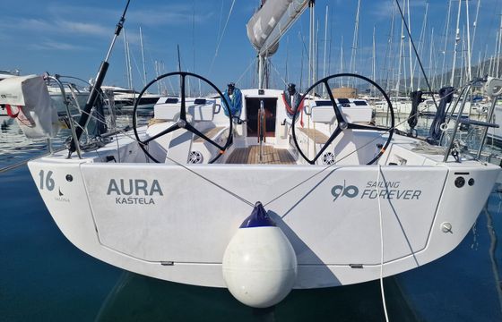 Salona 46 Aura