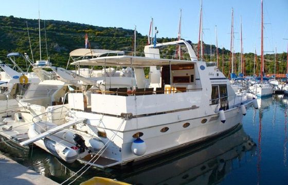 Staryacht 1670 Holiday