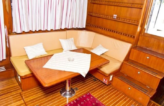 Staryacht 1670 Holiday