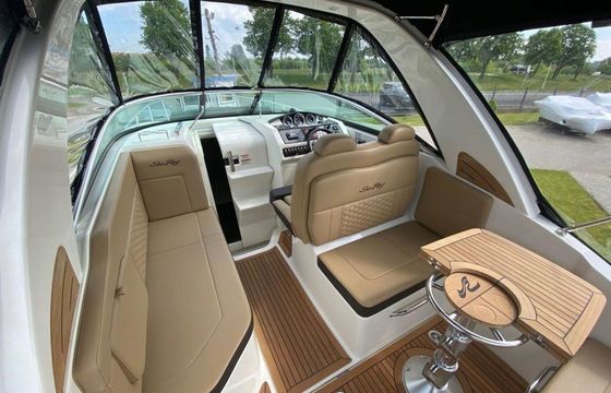 Sea Ray 265 22