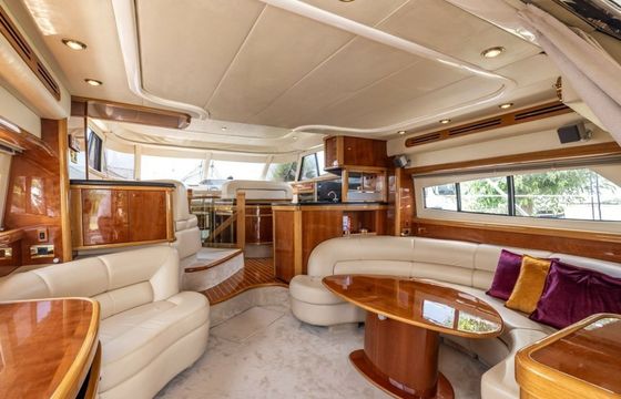 Sealine T51 Levano