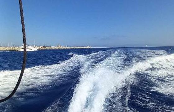Sea Ray 300 Endless Blue