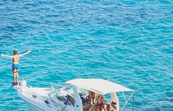 Sea Ray 250 Cordelia