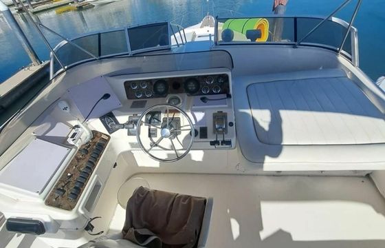 Sea Ray 440 Express Bridge Magic Moments