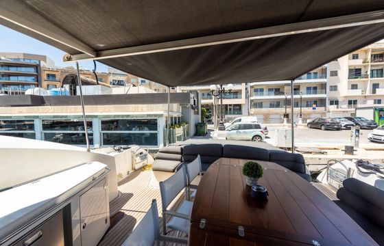 Sunseeker Predator 72 Beyond Sea